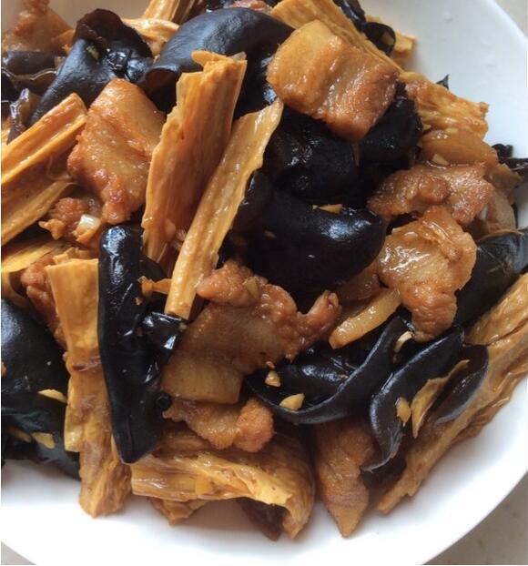 鸡翅根香菇的做法：解锁家常美食新境界